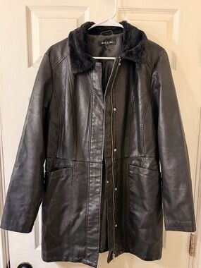 Baccini Black Faux Leather Coat w Faux Fur Collar Size Large